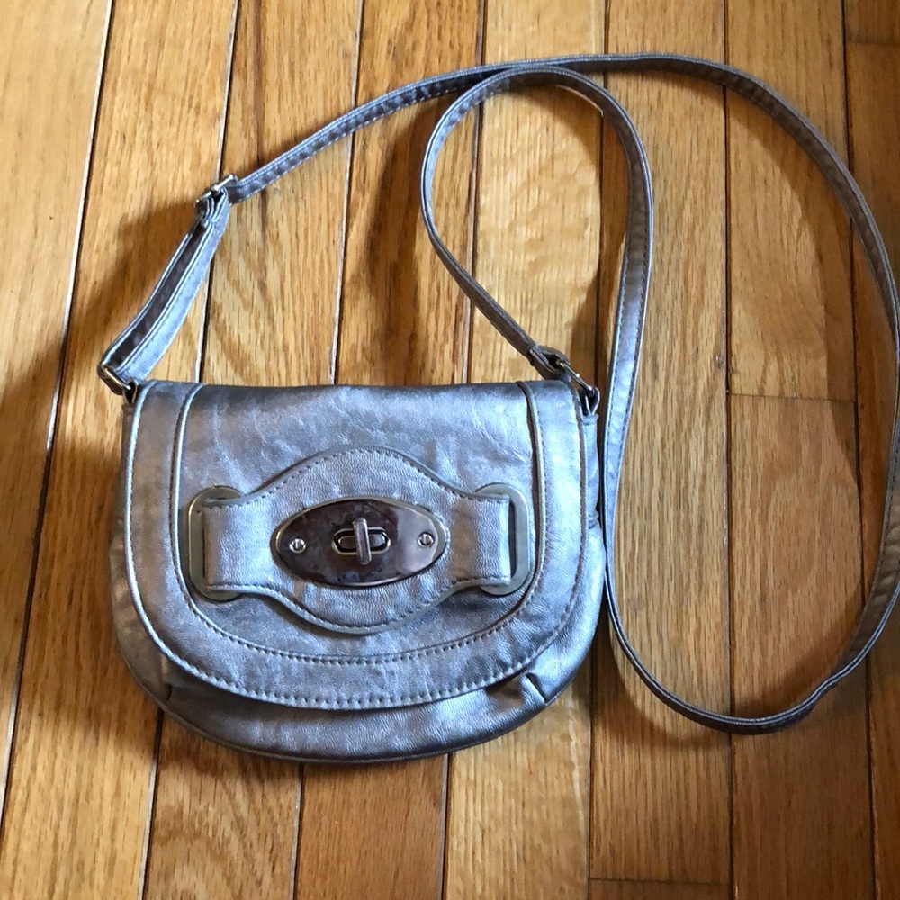 Small crossbody purse